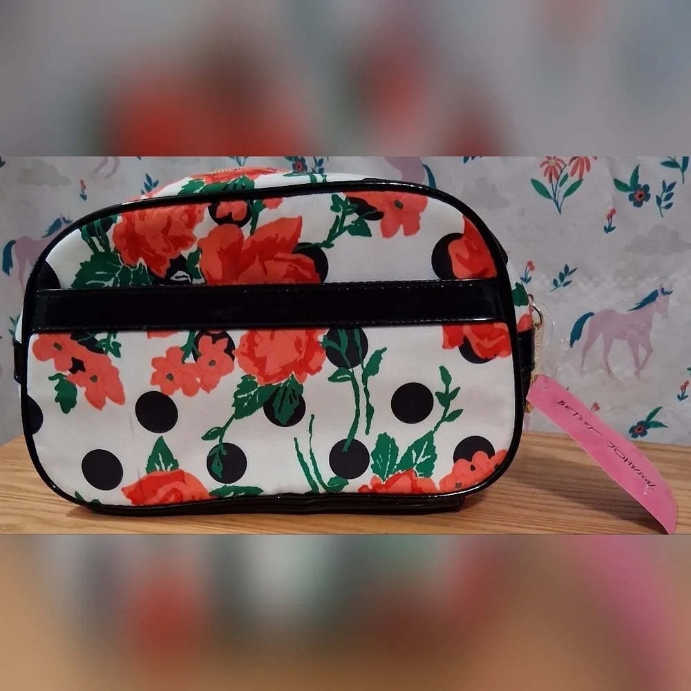 NWT Betsey Johnson Polka Party XL Loaf Polka Dot Floral Cosmetic Beauty Case Bag